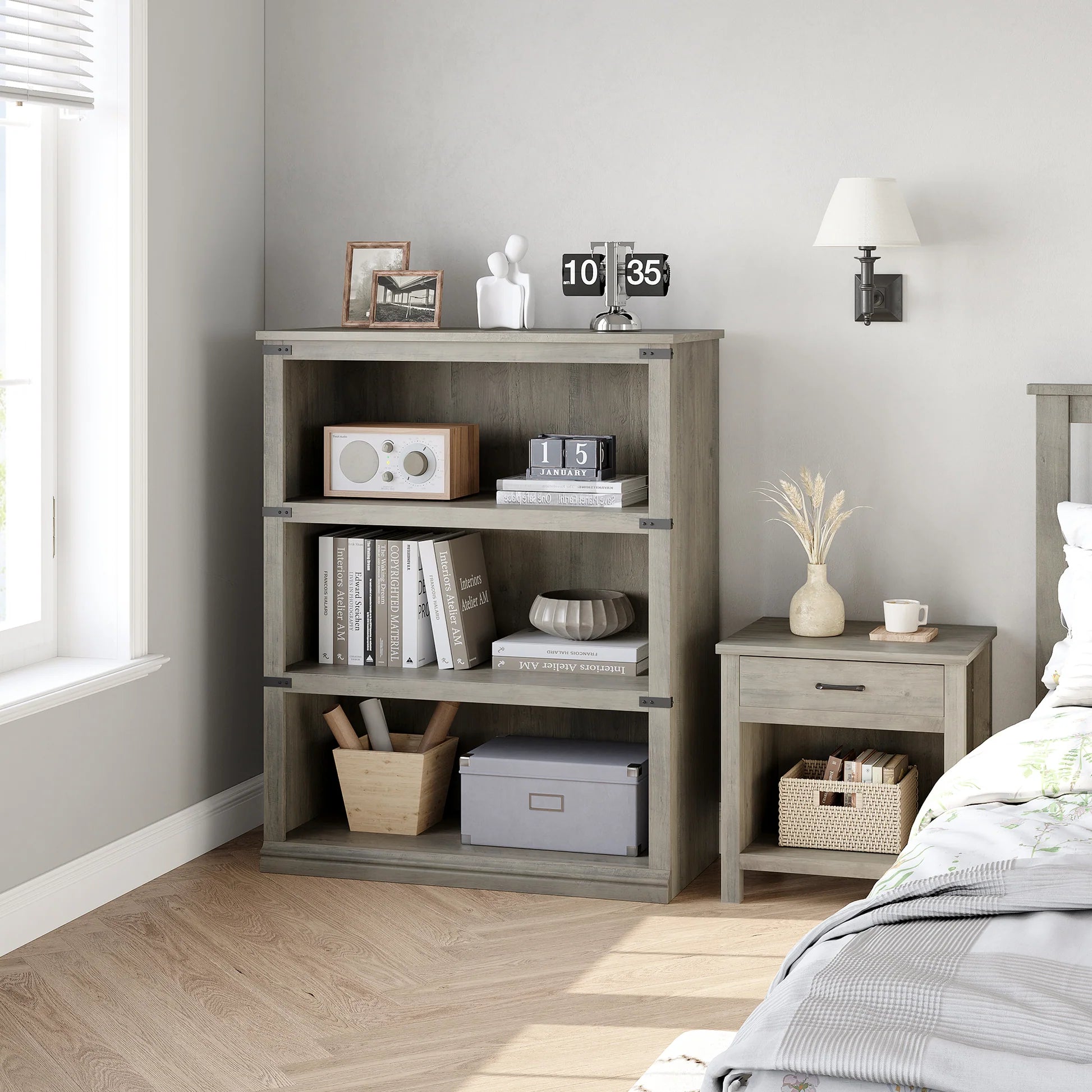 Garvee Bücherregal 4 Ebenen 80 x 32 x 102 cm, breites Standregal aus Holz mit 3 Regalbereichen, stabiles Aufbewahrungsregal im Industrie-Look, Grau