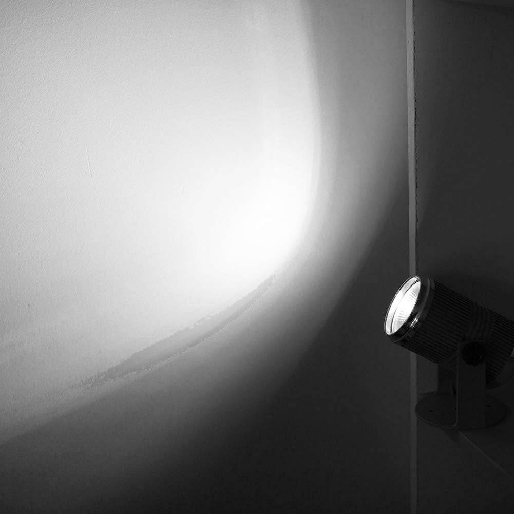 PHO_09KVNZE2