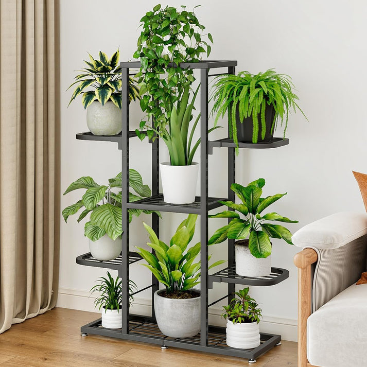 Dekorativer Blumenständer mit mehreren Ebenen
