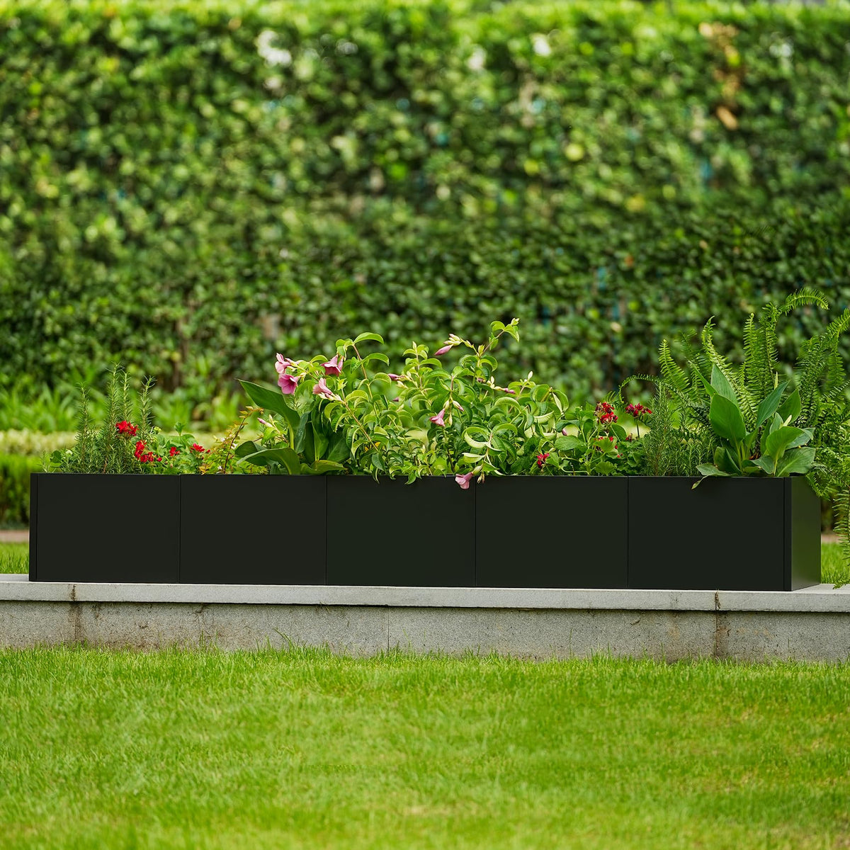Modernes Hochbeet mit Boden schwarz