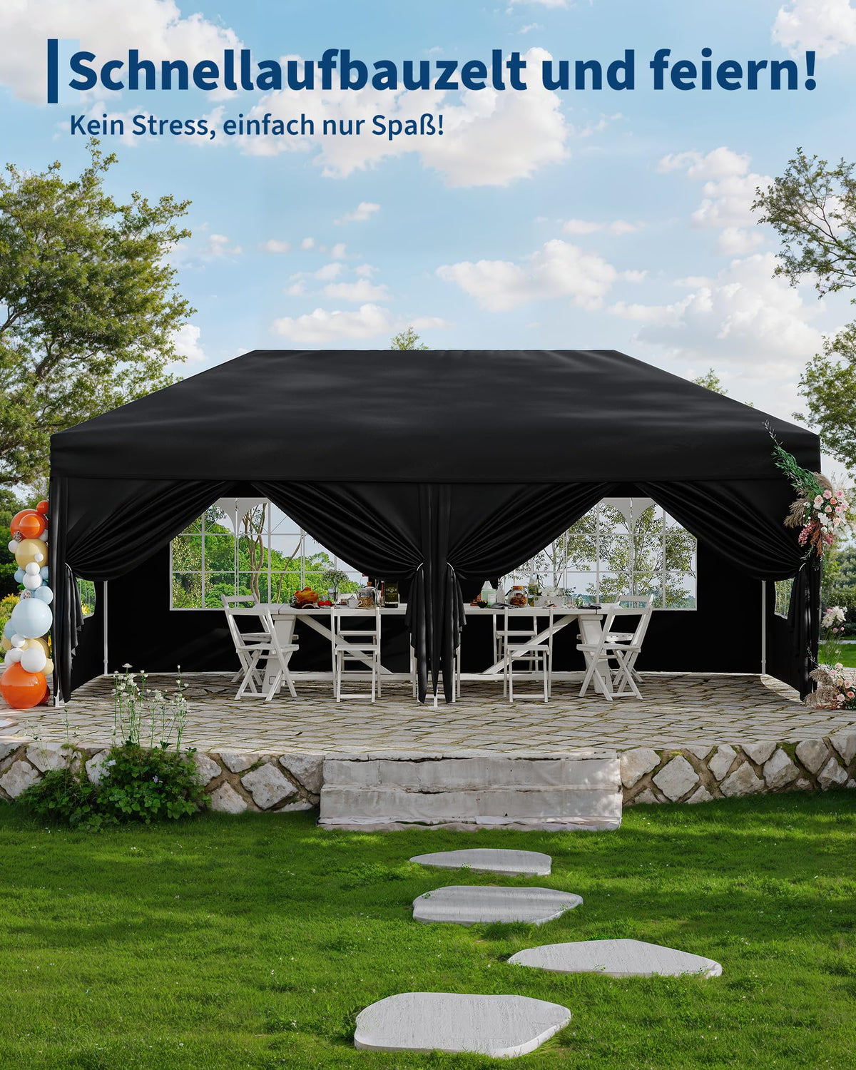 Detailansicht des GARVEE Pavillons mit Seitenwänden und Fenstern