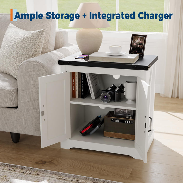 Detailansicht der integrierten Ladeeinheit mit Steckdosen, USB und Type-C